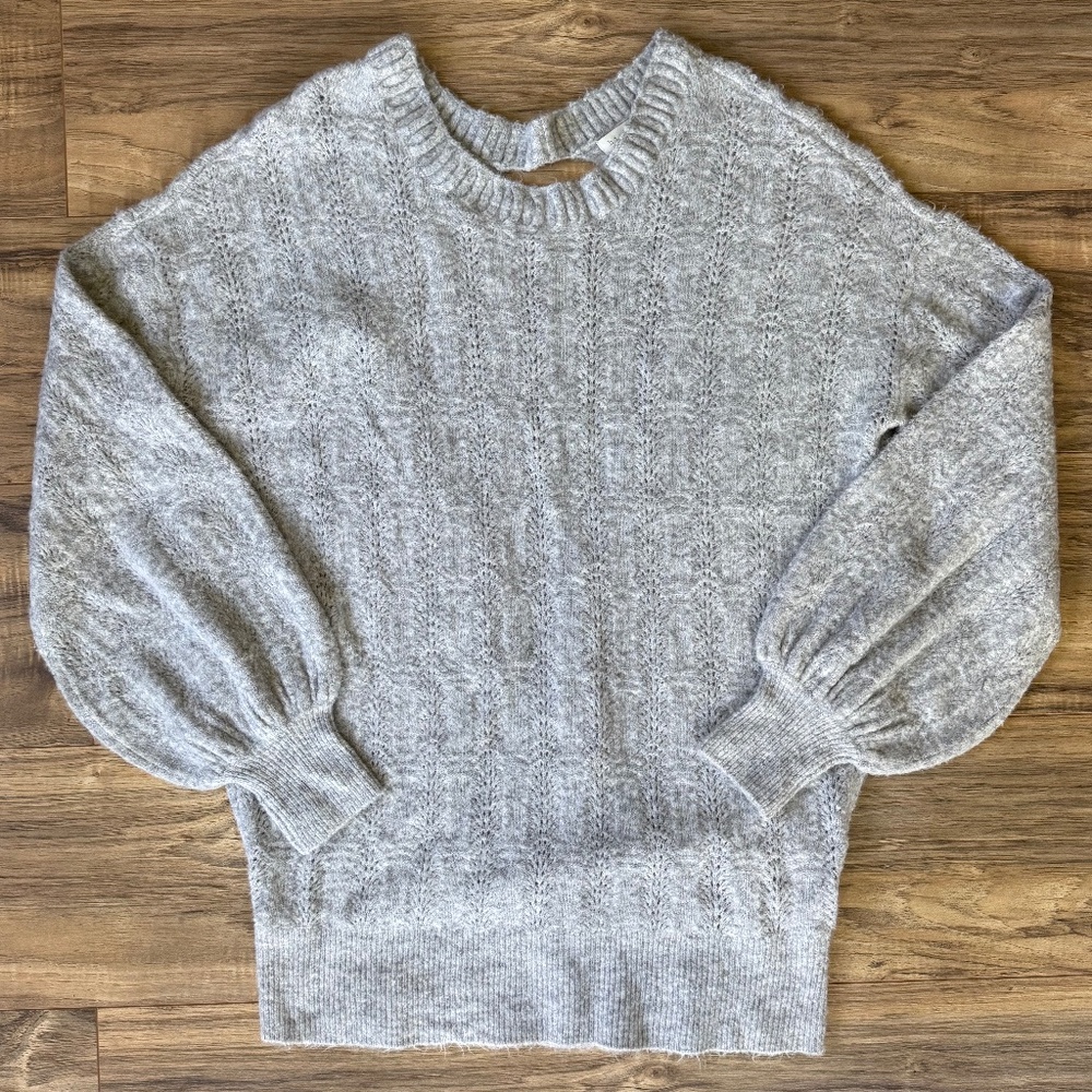 VGUC - hinge Open Back Pointelle Knit Sweater M